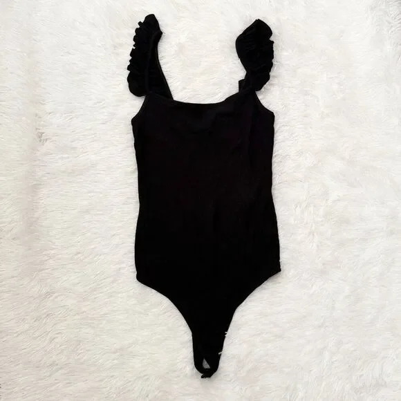 Women Zara Solid Ruched Crew Neck Bodysuit in Black Size Medium - Picture 2 of 8